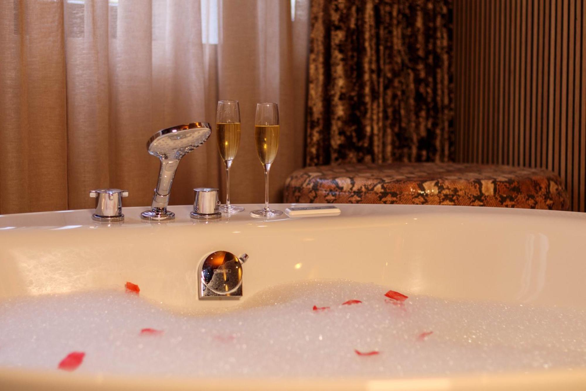 Manzo'S Suites Zaandam Ngoại thất bức ảnh